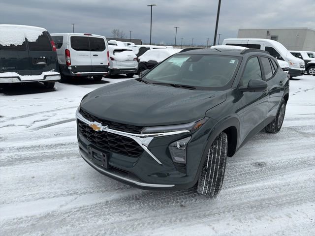 New 2026 Chevrolet Trax LT w/ Sunroof Package image 4