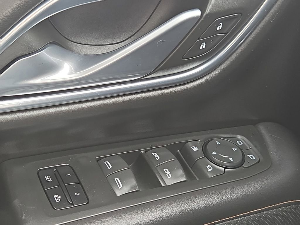 Used 2021 GMC Yukon AT4 w/ Rear Media and Nav Package AWD/4WD image 26