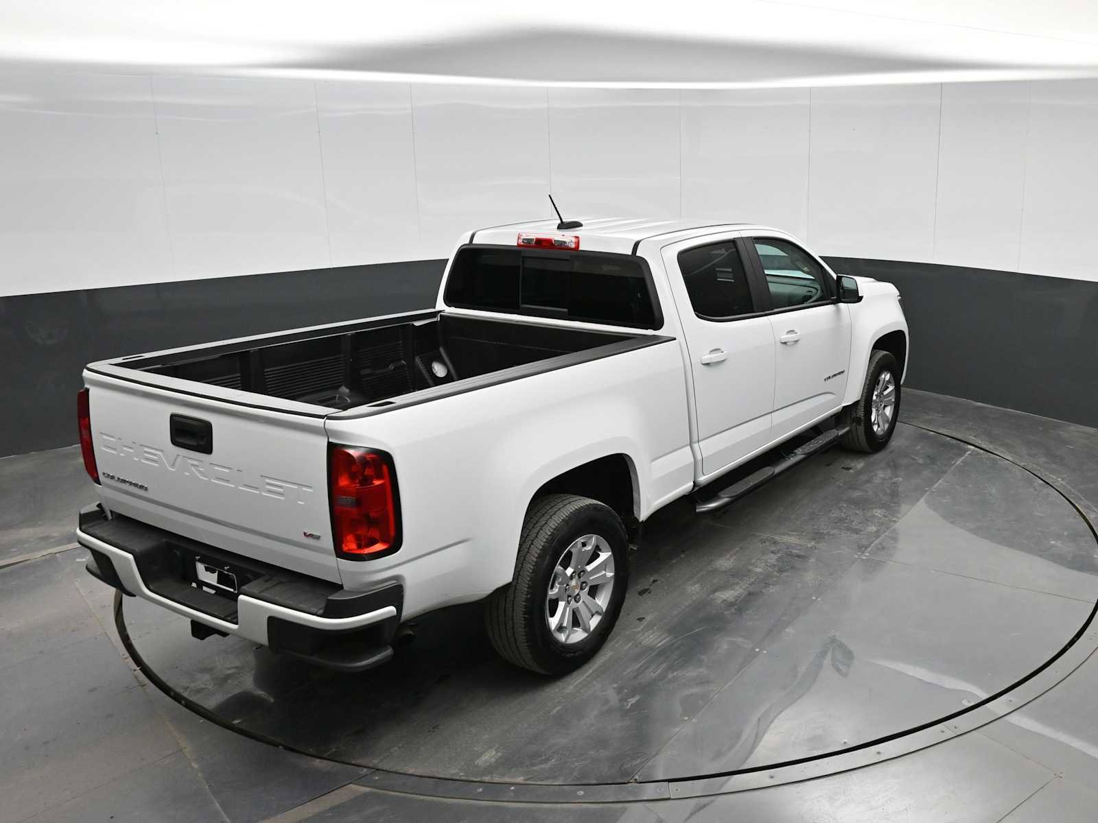 Used 2022 Chevrolet Colorado LT w/ LT Convenience Package image 27