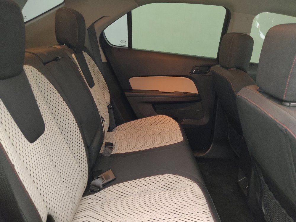 Used 2015 Chevrolet Equinox LS FWD image 19