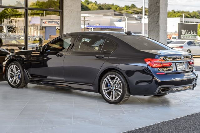 Used 2017 BMW 740i xDrive AWD/4WD image 7