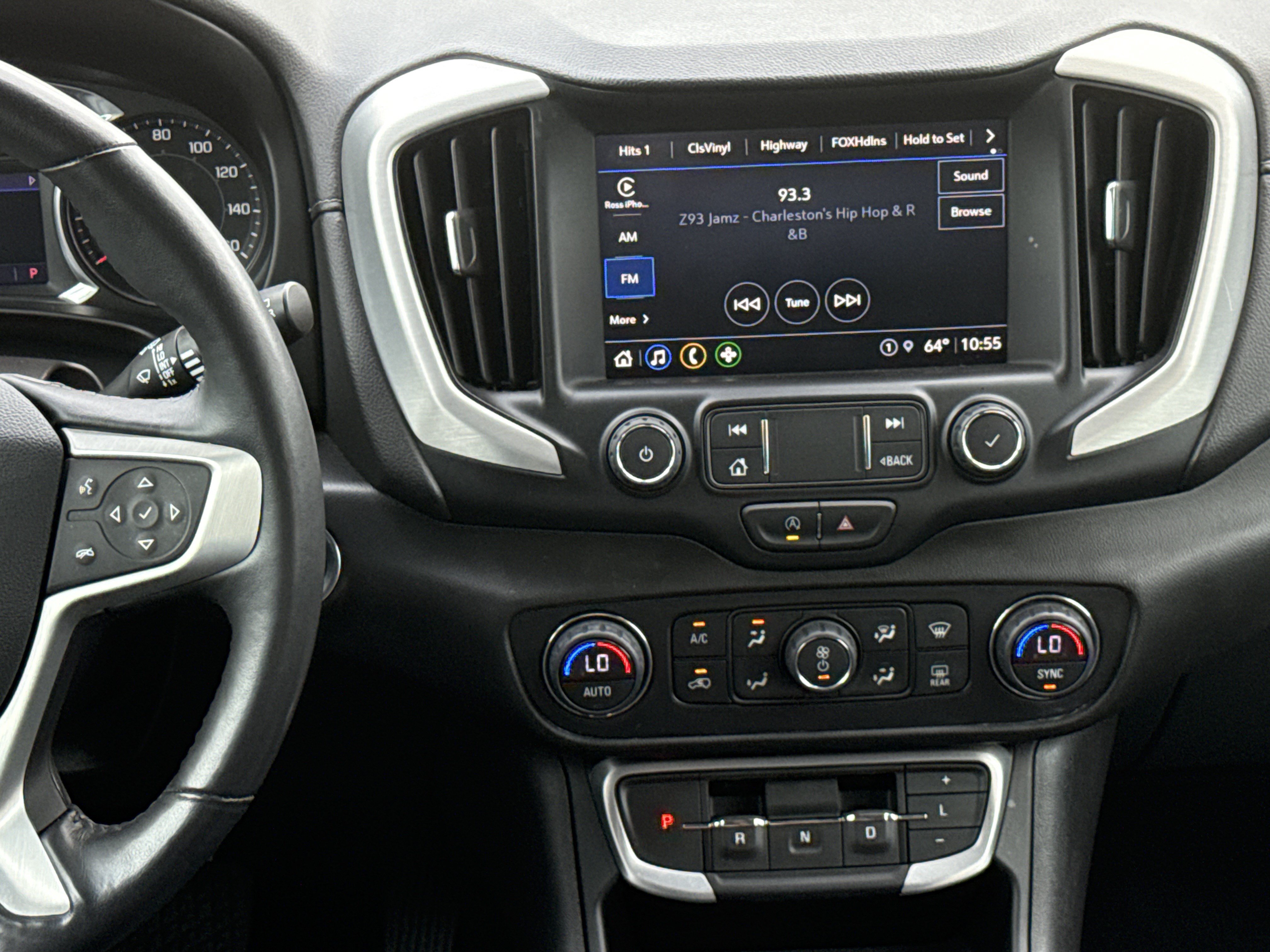 Used 2022 GMC Terrain SLT FWD image 29