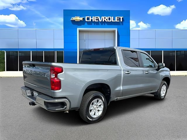 Used 2024 Chevrolet Silverado 1500 LT w/ LPO, Dark Essentials Package AWD/4WD image 3