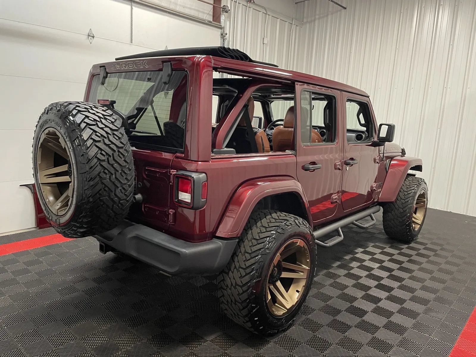Used 2021 Jeep Wrangler Unlimited Sport AWD/4WD image 3