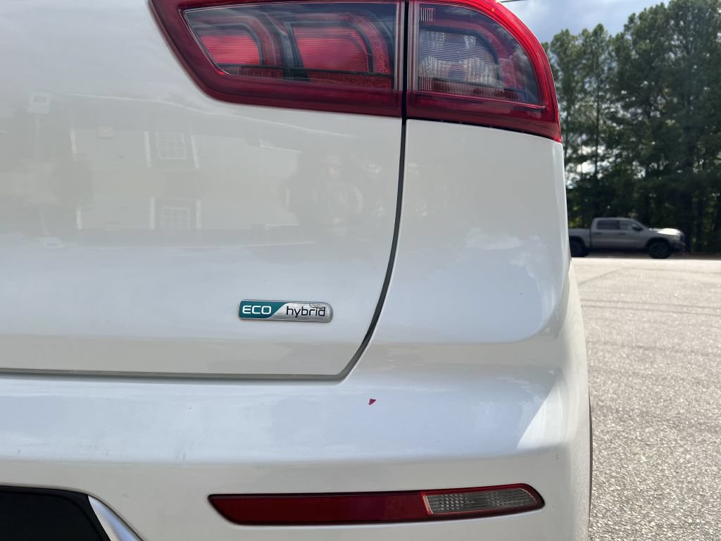 Used 2019 Kia Niro S Touring FWD image 23