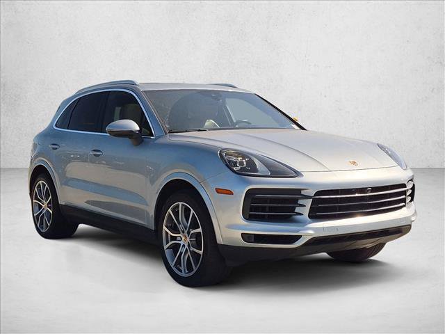 Used 2023 Porsche Cayenne AWD/4WD image 3