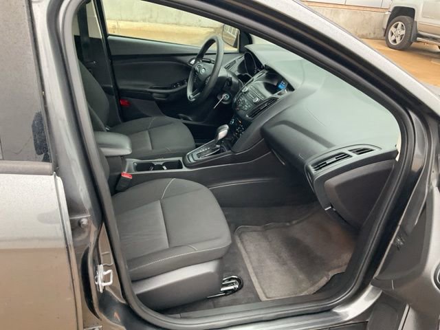 Used 2018 Ford Focus SE image 28