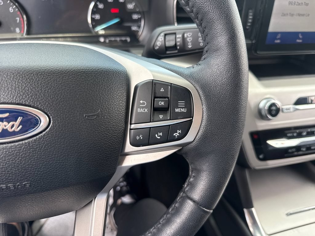 Used 2024 Ford Explorer XLT w/ Equipment Group 202A AWD/4WD image 38