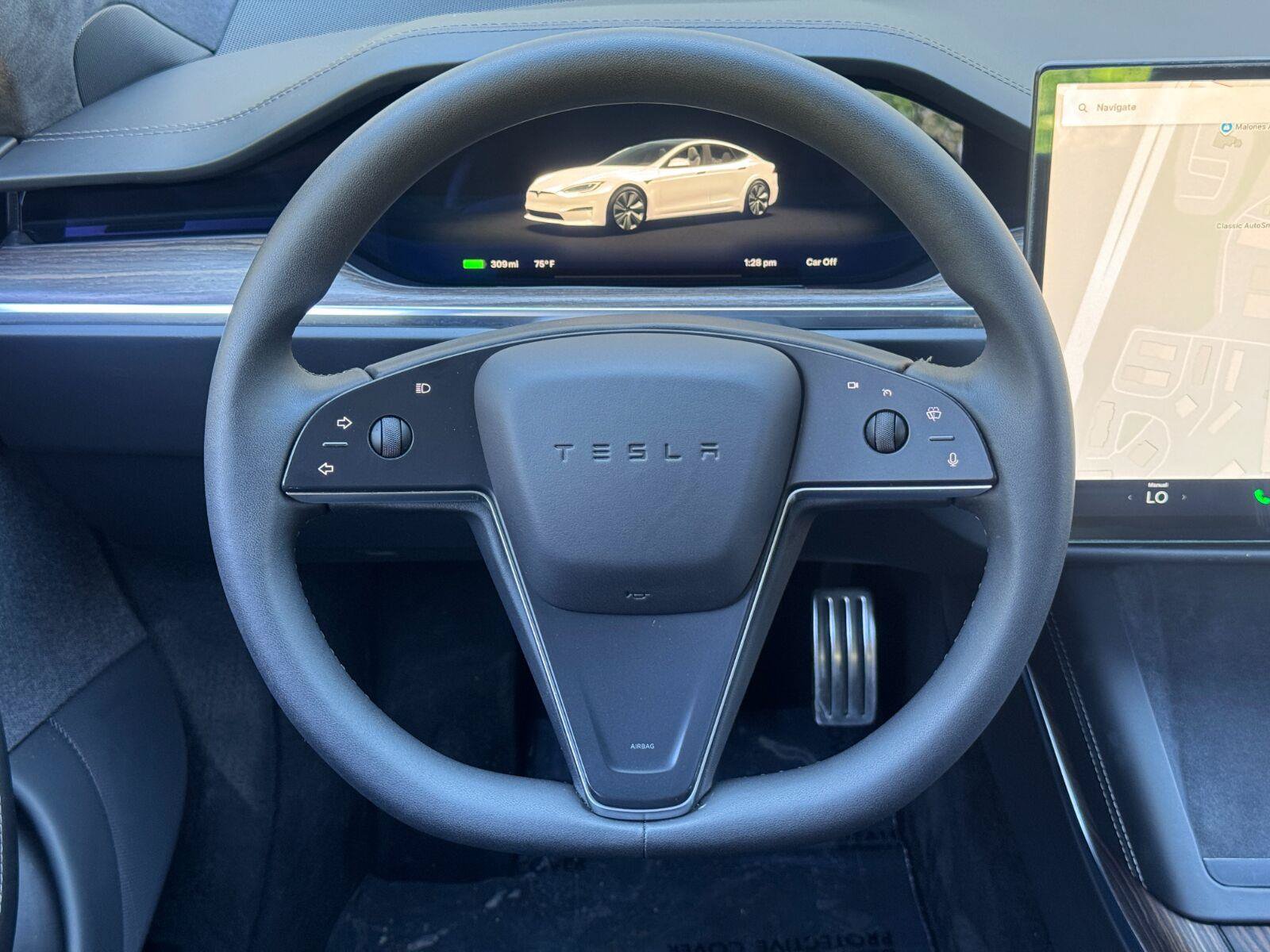 Used 2022 Tesla Model S AWD/4WD image 19