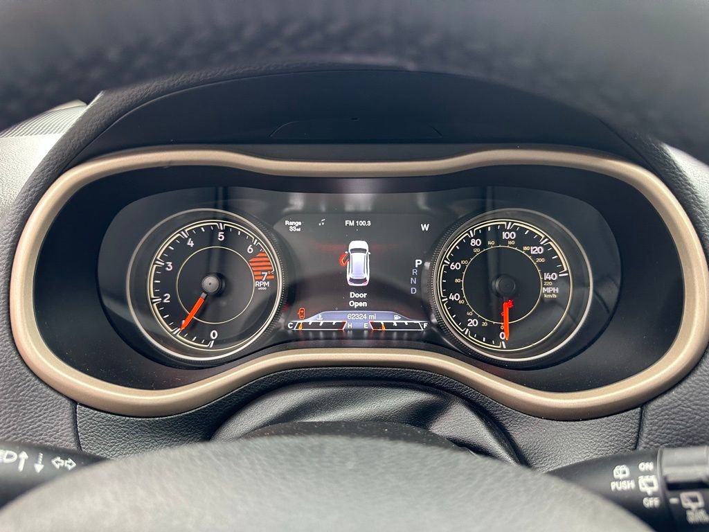 Used 2018 Jeep Cherokee Limited w/ High Altitude Package AWD/4WD image 28