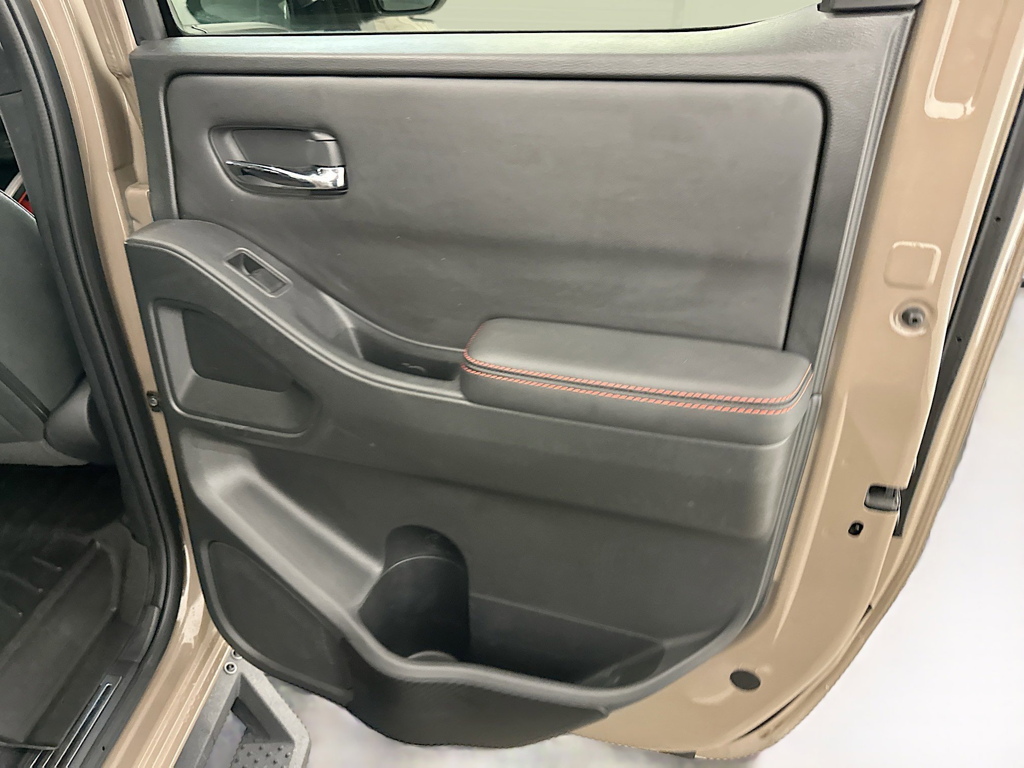 Used 2023 Nissan Frontier PRO-4X w/ Technology Package image 31