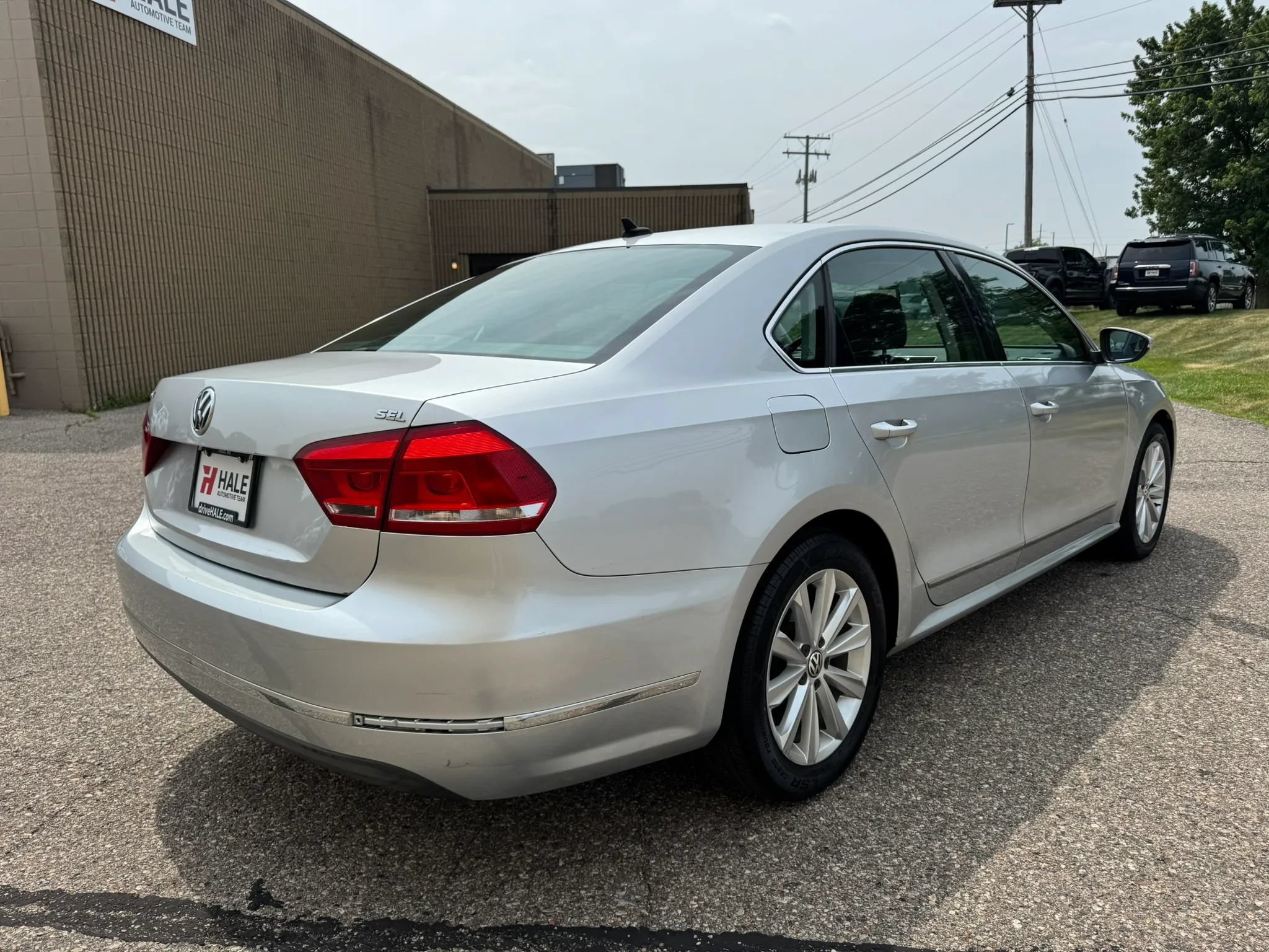 Used 2012 Volkswagen Passat 2.5 SEL Premium FWD image 9