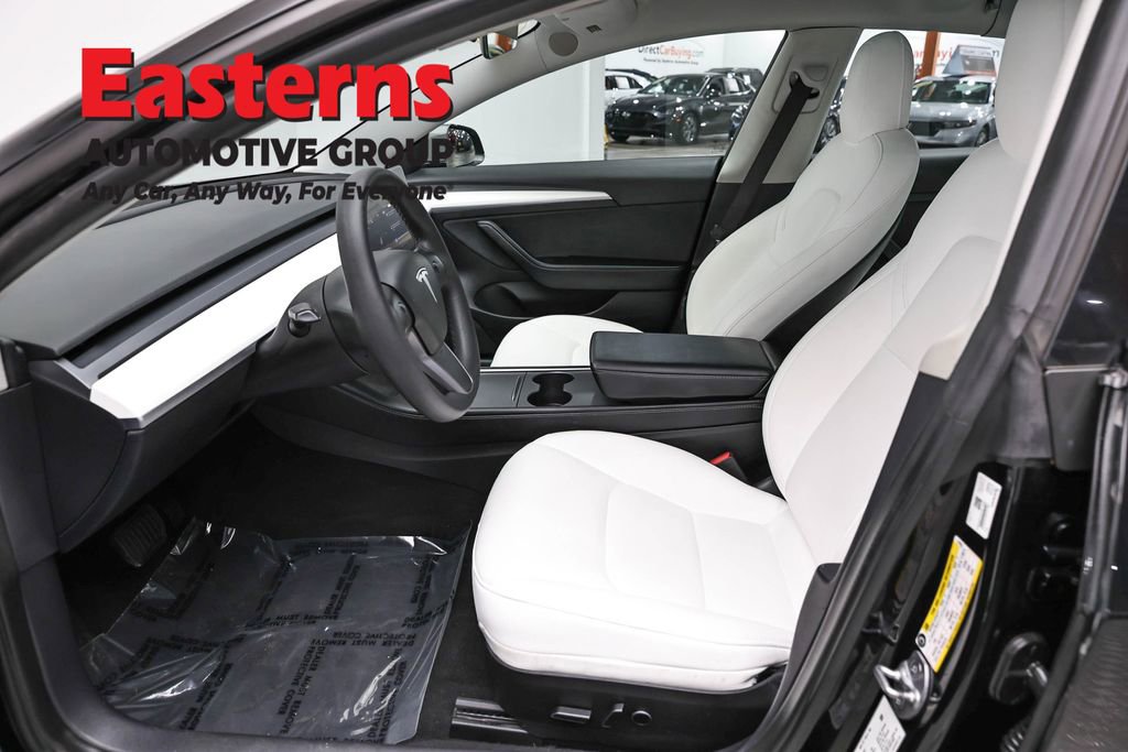 Used 2022 Tesla Model 3 image 14
