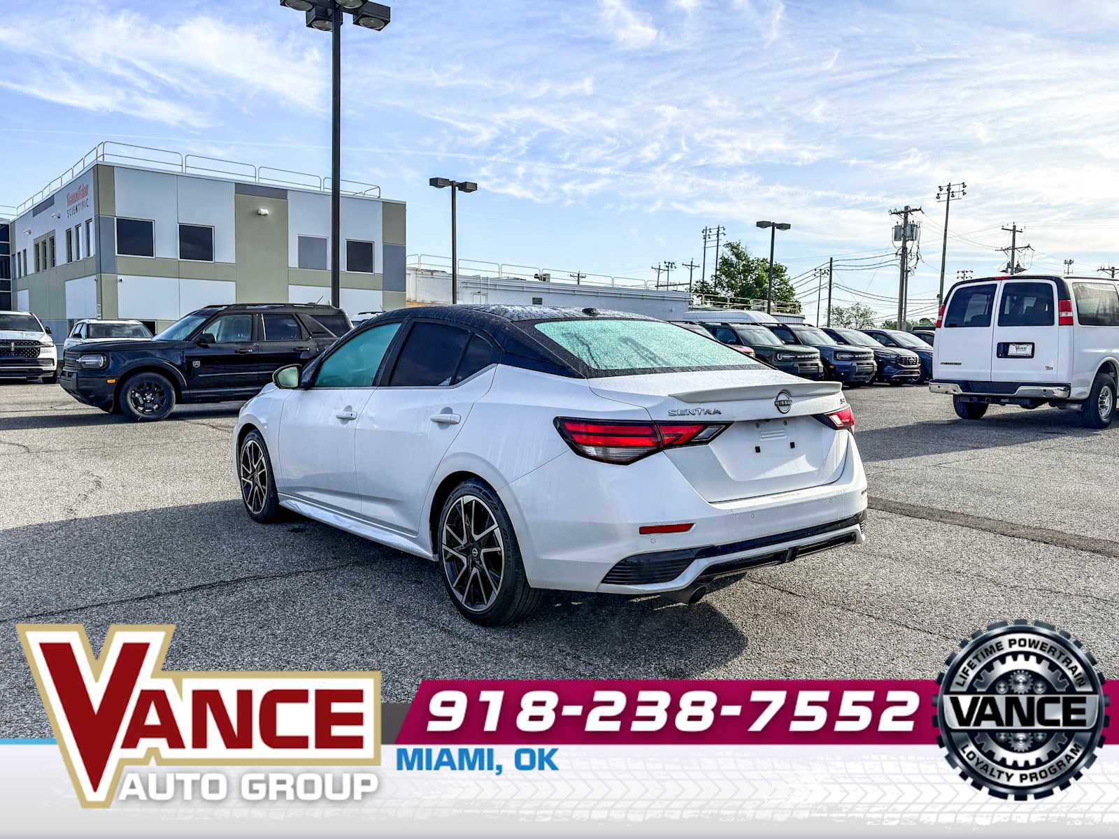 Used 2024 Nissan Sentra SR w/ SR Premium Package FWD image 5