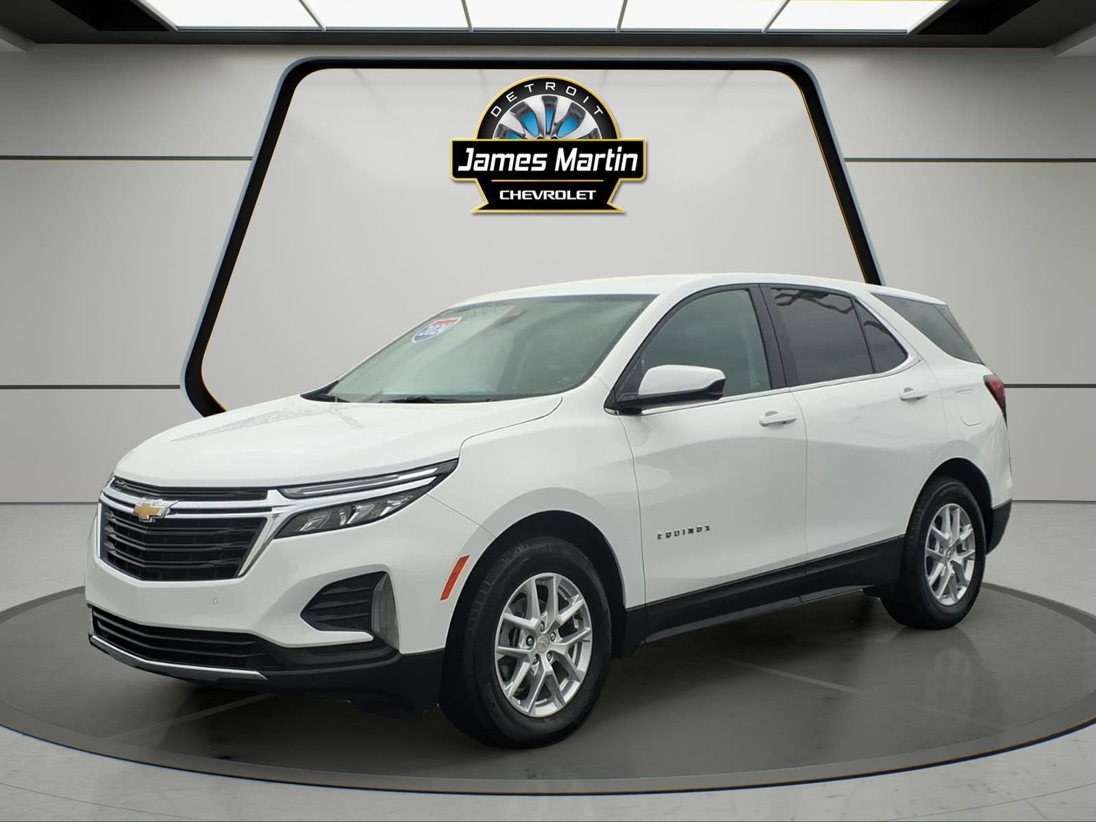 Certified 2024 Chevrolet Equinox LT w/ LPO, Floor Liner Package FWD image 1
