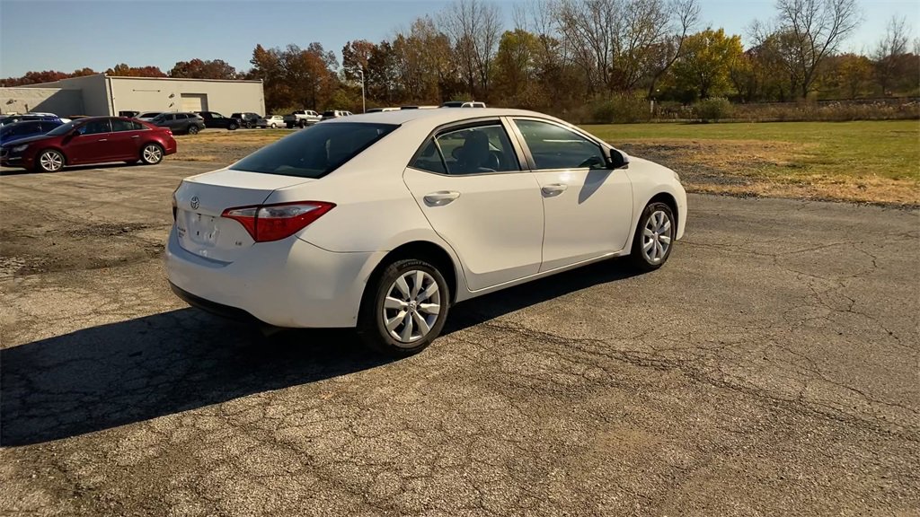 Used 2014 Toyota Corolla LE image 9