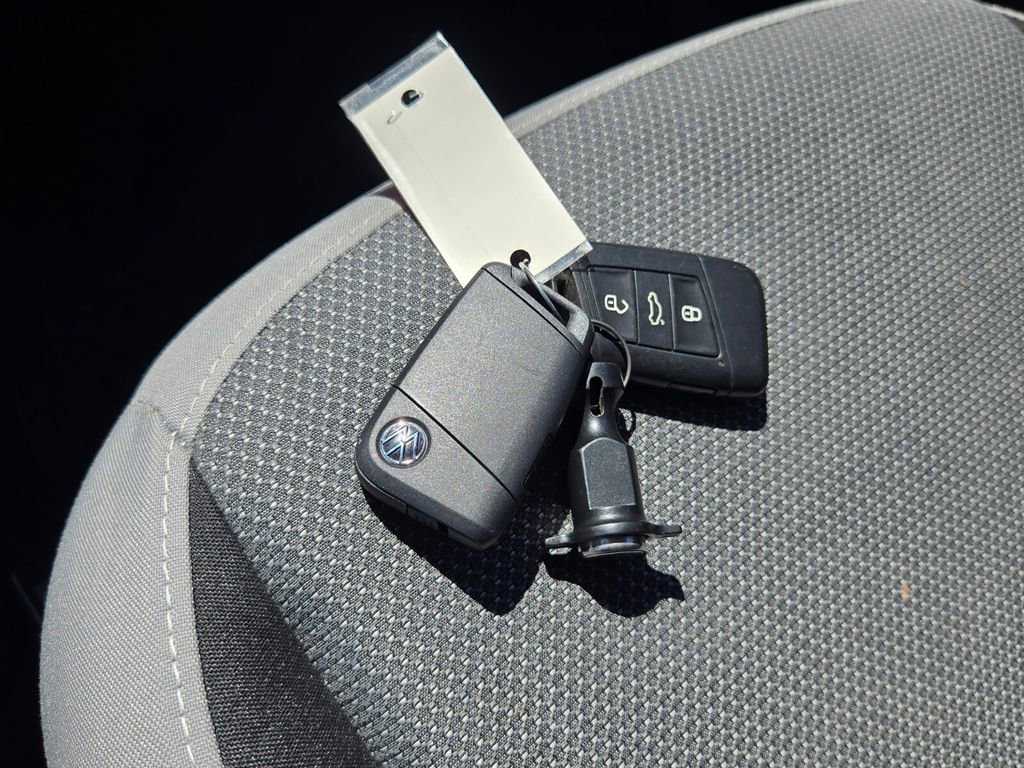 Used 2024 Volkswagen Taos S image 20