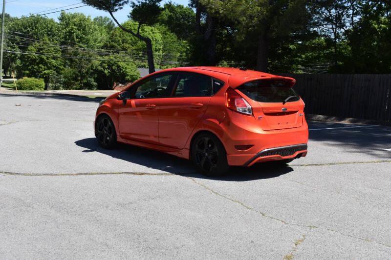 Used 2015 Ford Fiesta ST w/ ST Recaro Package FWD image 4