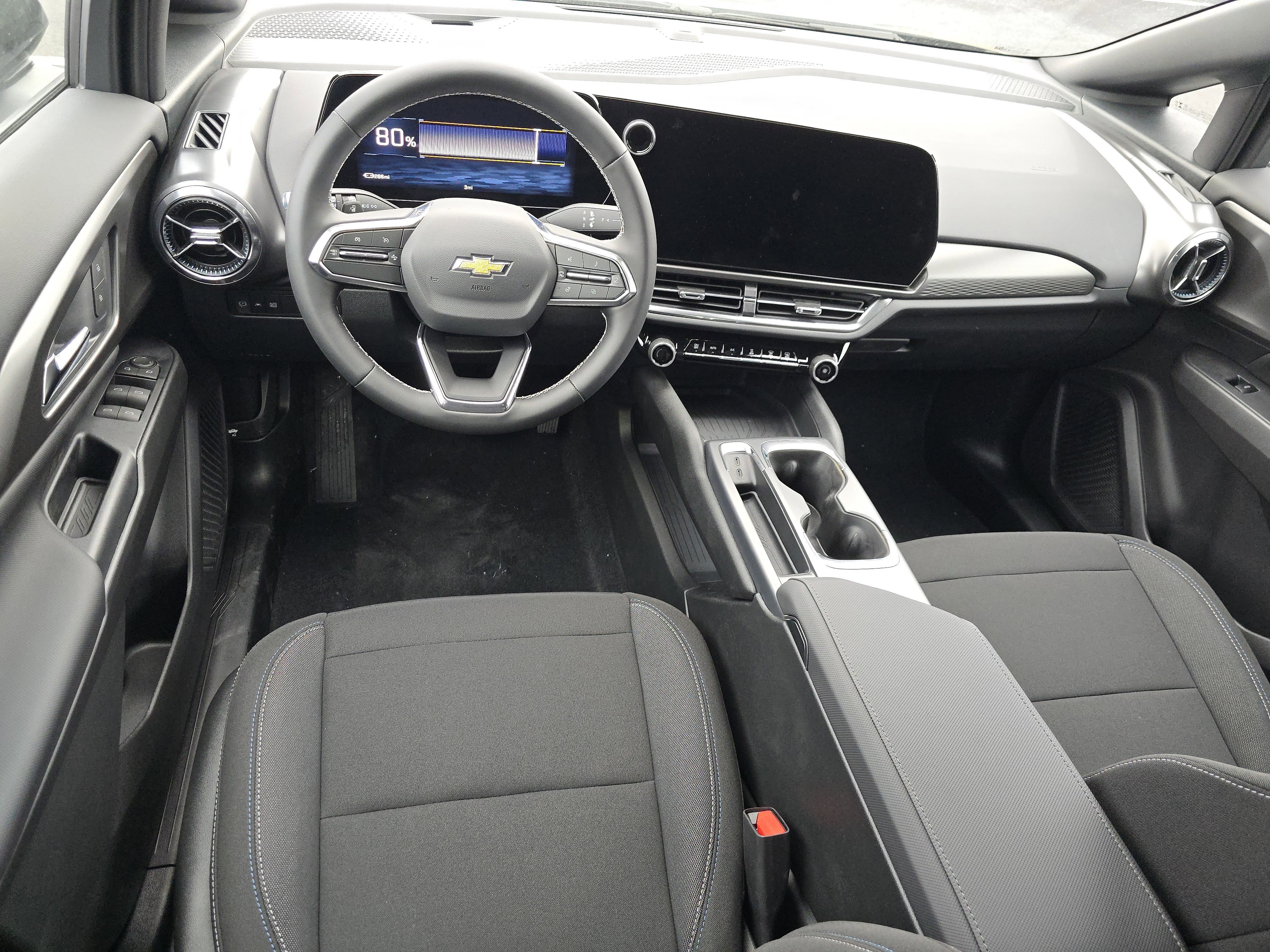 New 2026 Chevrolet Equinox EV LT image 24