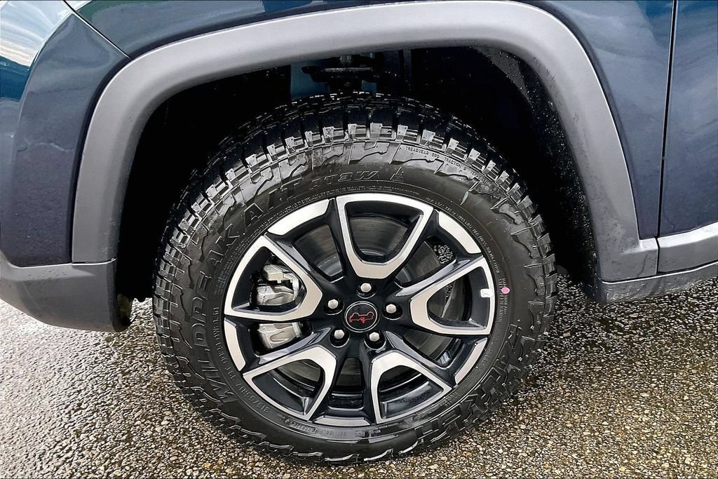 New 2026 Jeep Compass Trailhawk w/ Sun, Sound & Navigation Group AWD/4WD image 12