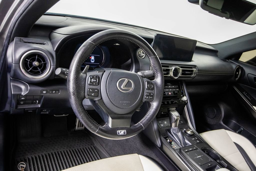 Used 2022 Lexus IS 350 F Sport RWD image 16