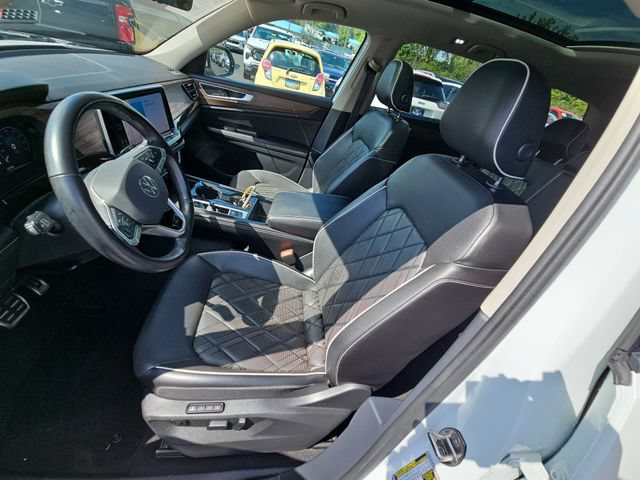 Used 2024 Volkswagen Atlas SEL Premium R-Line AWD/4WD image 21