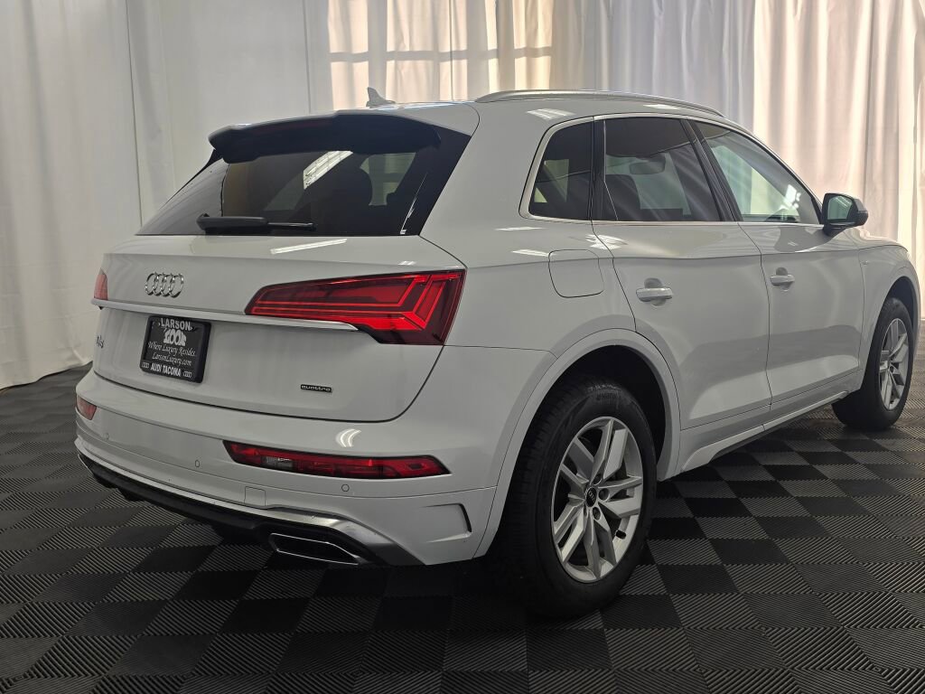 Used 2022 Audi Q5 2.0T Premium w/ Convenience Package image 6