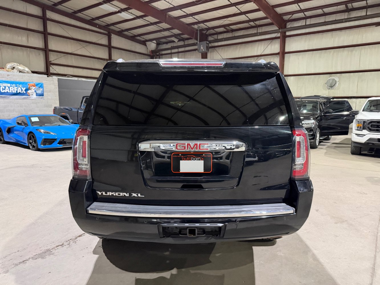 Used 2015 GMC Yukon XL Denali w/ Touring Package RWD image 6