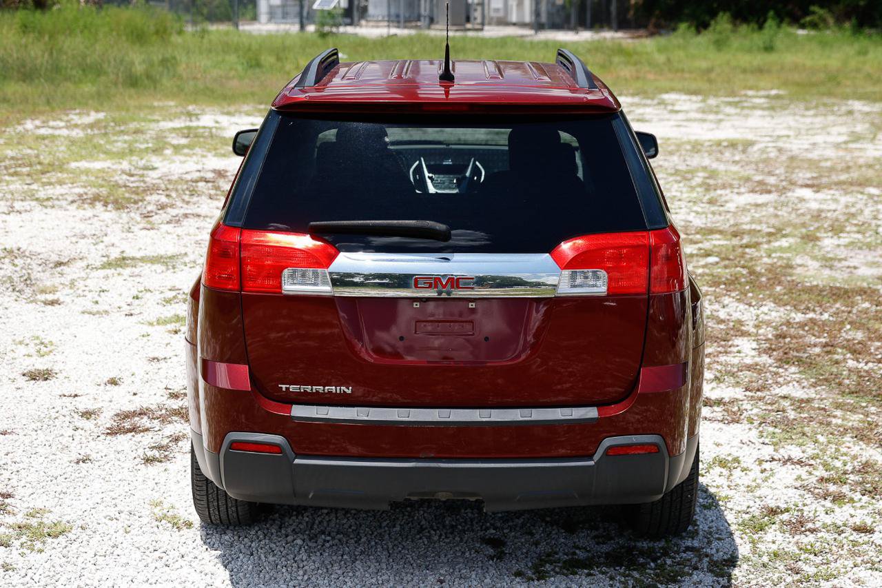 Used 2010 GMC Terrain SLE w/ Convenience Package FWD image 9