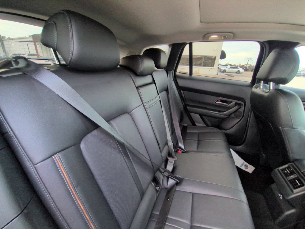 Used 2026 MAZDA CX-50 AWD 2.5 S w/ Premium Package image 29