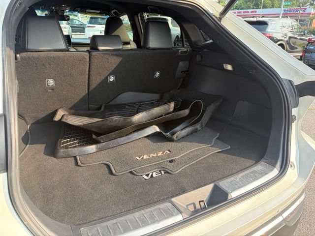 Used 2021 Toyota Venza XLE w/ Carpet Mat Package (TMS) AWD/4WD image 25