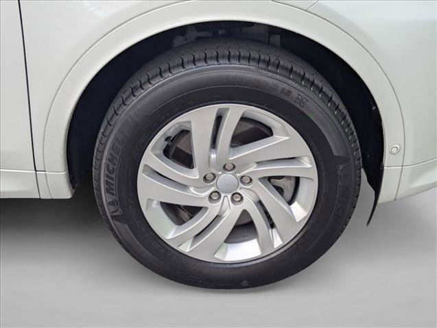 Certified 2025 Land Rover Discovery Sport S image 25