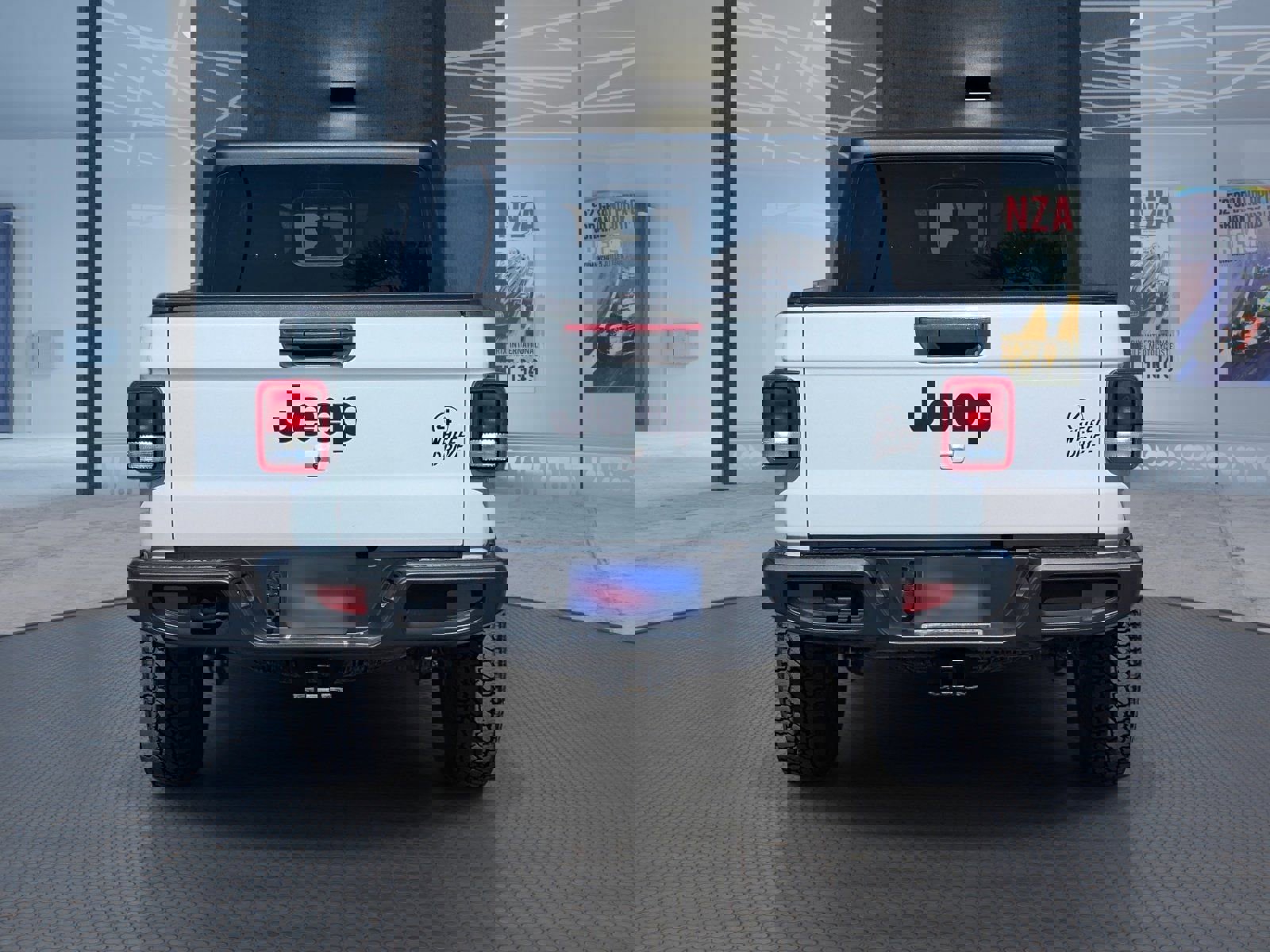 Used 2023 Jeep Gladiator Willys image 5