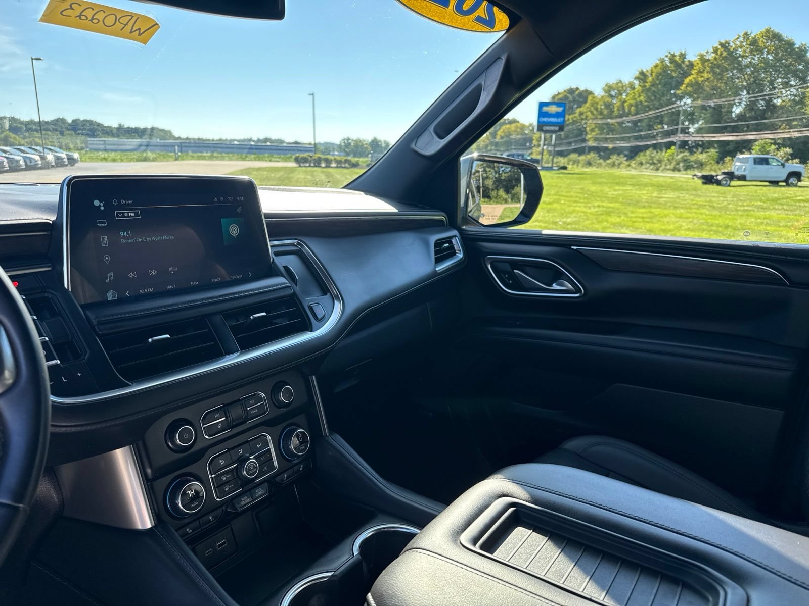 Used 2024 Chevrolet Tahoe LT AWD/4WD image 31