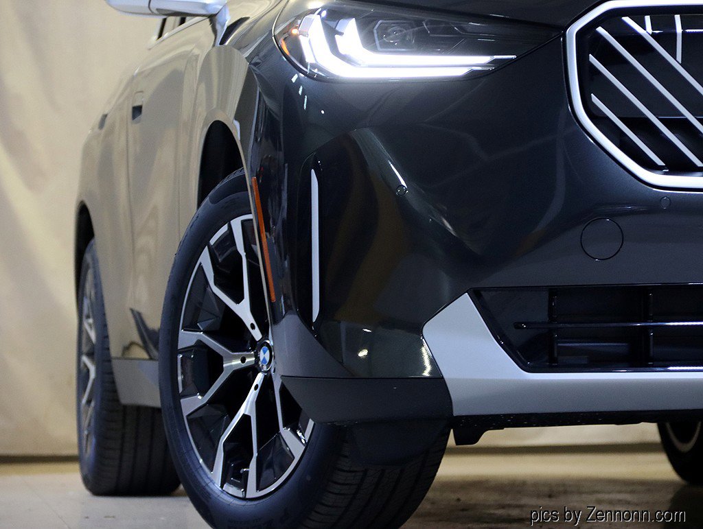 Used 2025 BMW X3 xDrive30i w/ Premium Package image 4