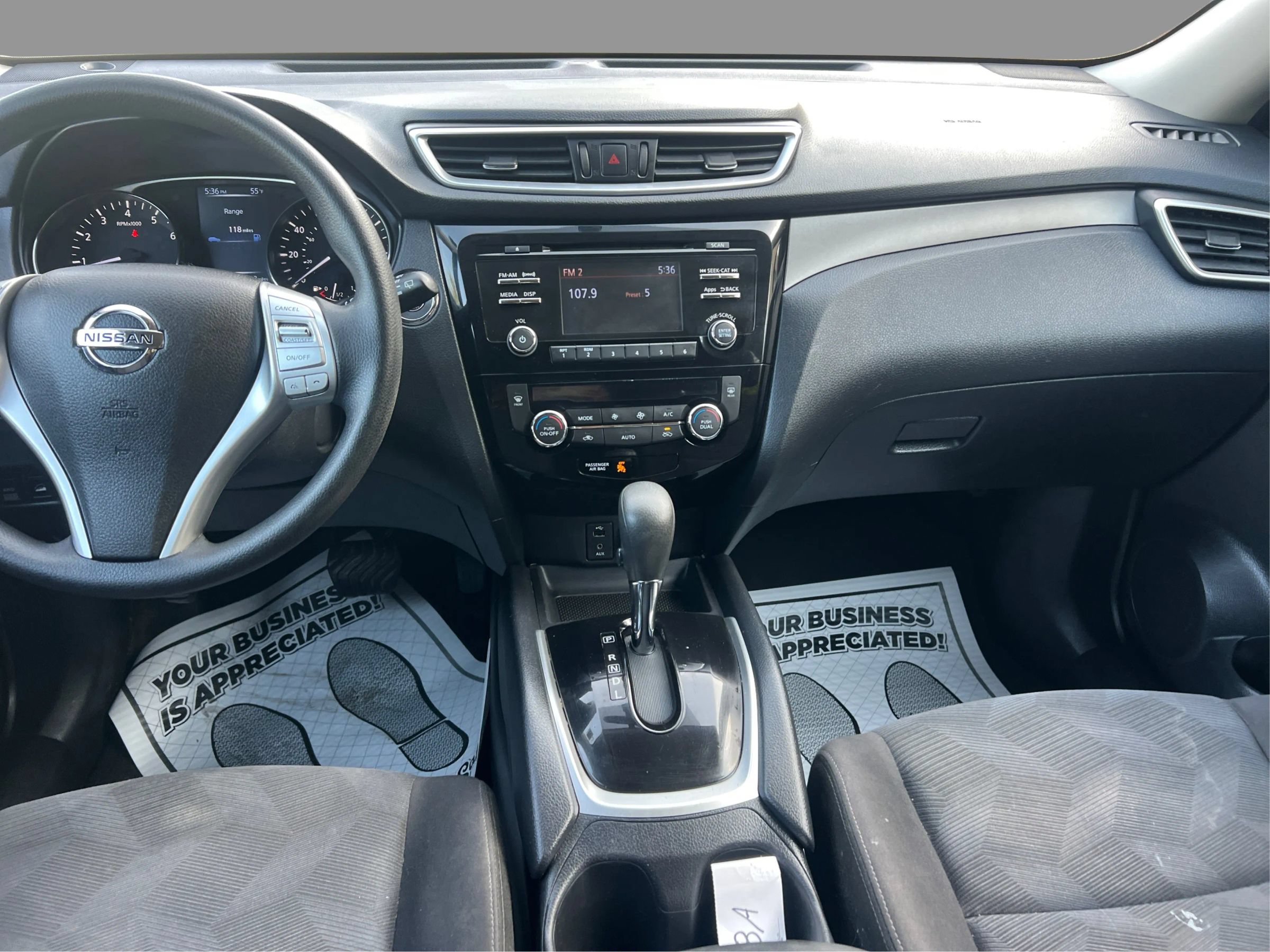 Used 2016 Nissan Rogue SV AWD/4WD image 16