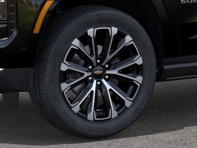 New 2026 Chevrolet Suburban High Country AWD/4WD image 9