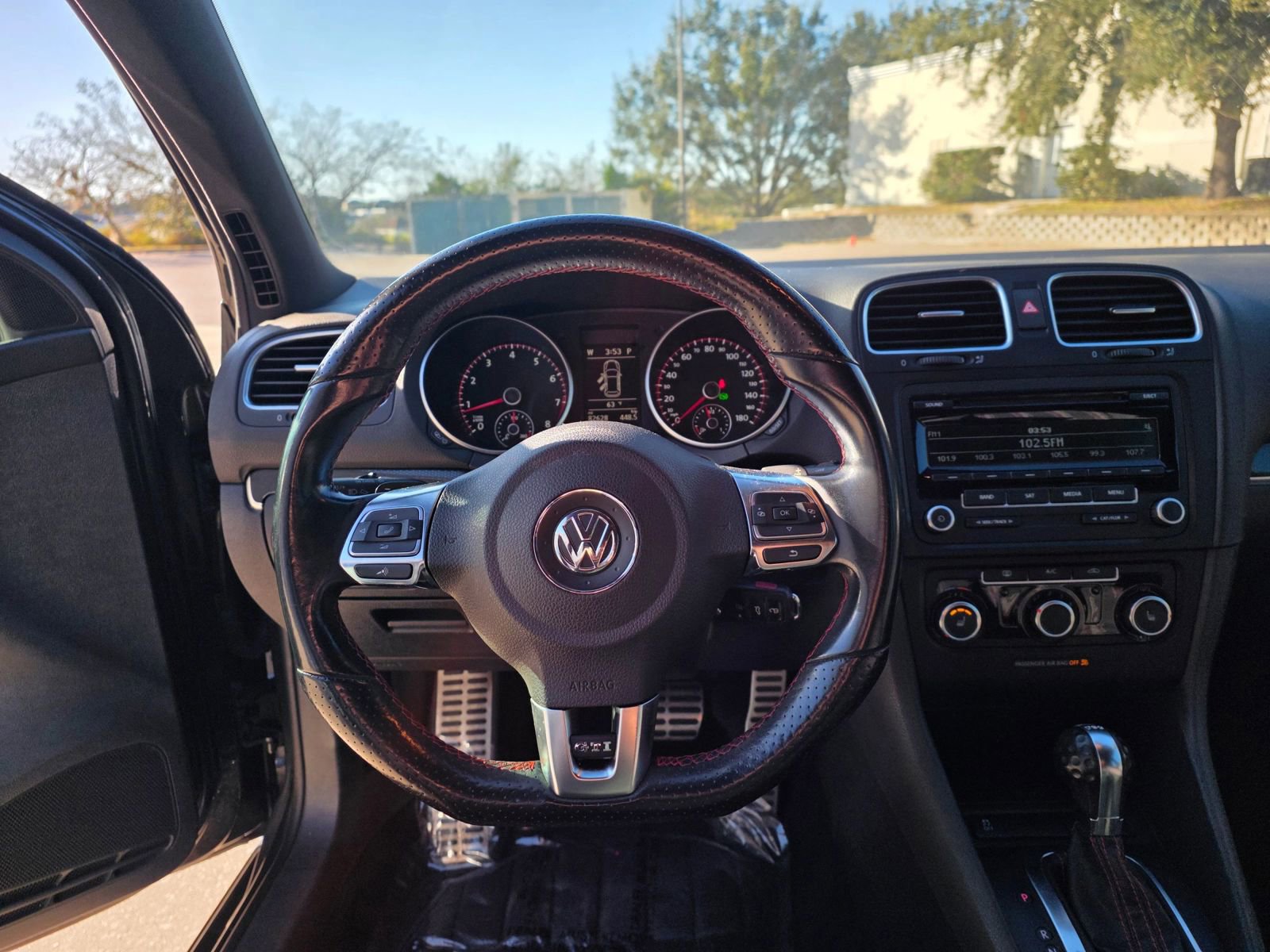 Used 2014 Volkswagen GTI Wolfsburg Edition image 22