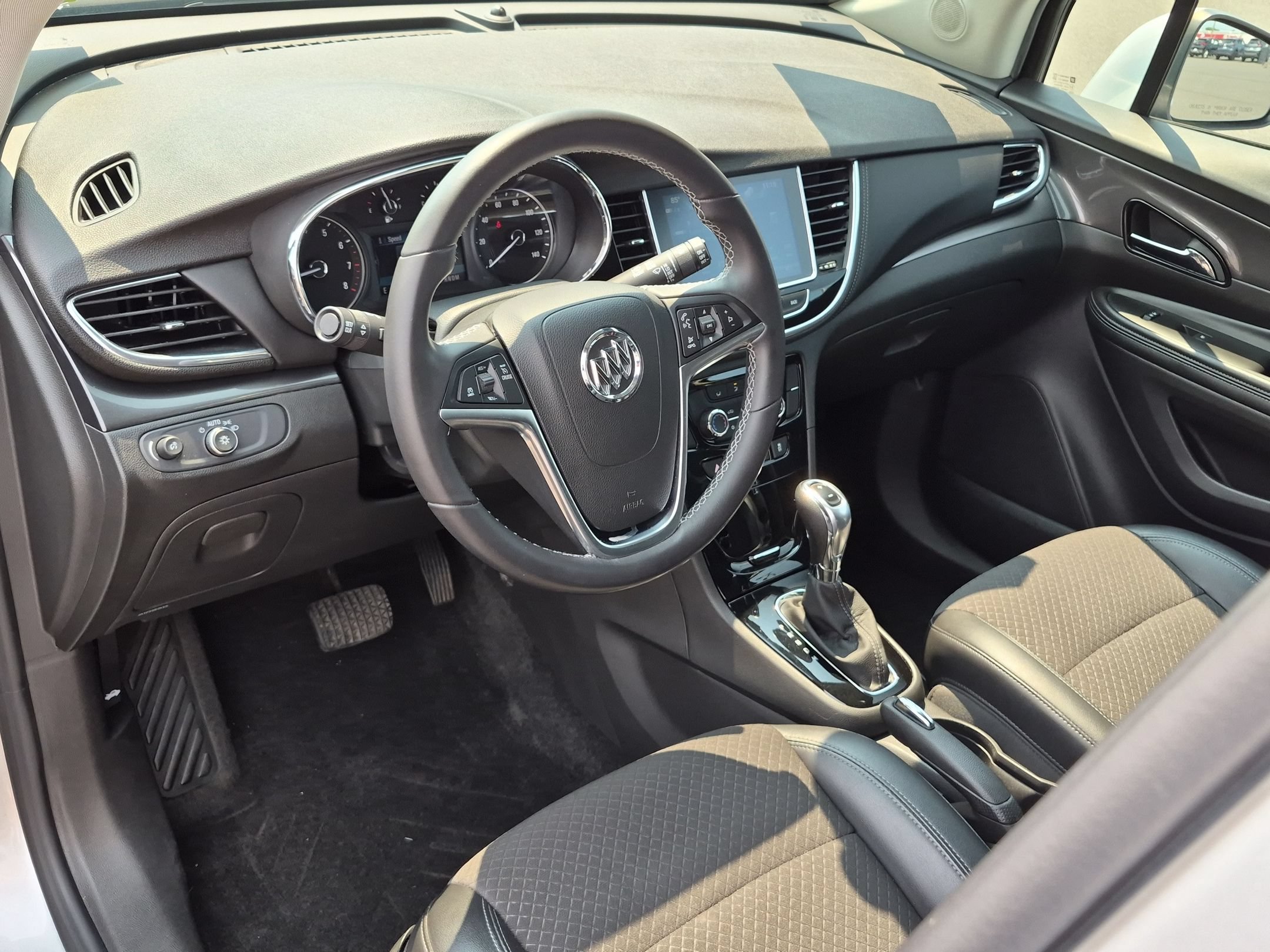 Certified 2019 Buick Encore Preferred w/ Safety Package FWD image 9