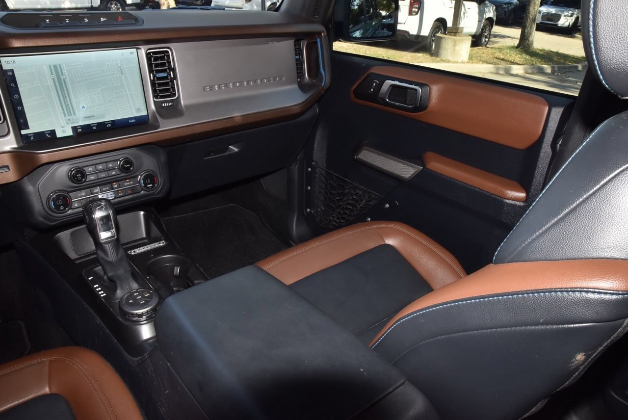 Certified 2023 Ford Bronco Outer Banks w/ Sasquatch Package AWD/4WD image 17