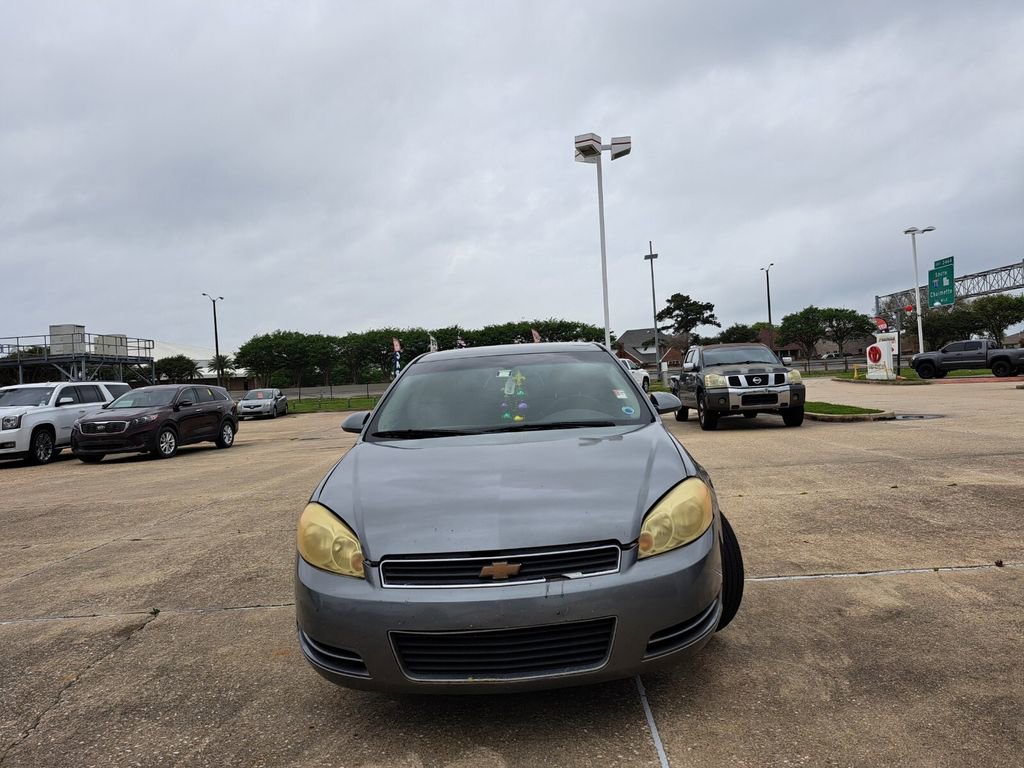 Used 2008 Chevrolet Impala LT image 2