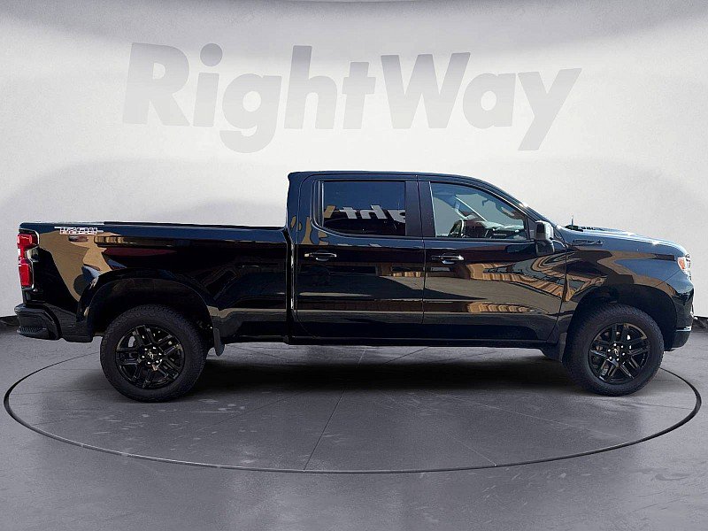 Used 2024 Chevrolet Silverado 1500 LT Trail Boss w/ LT Trail Boss Premium Package AWD/4WD image 6