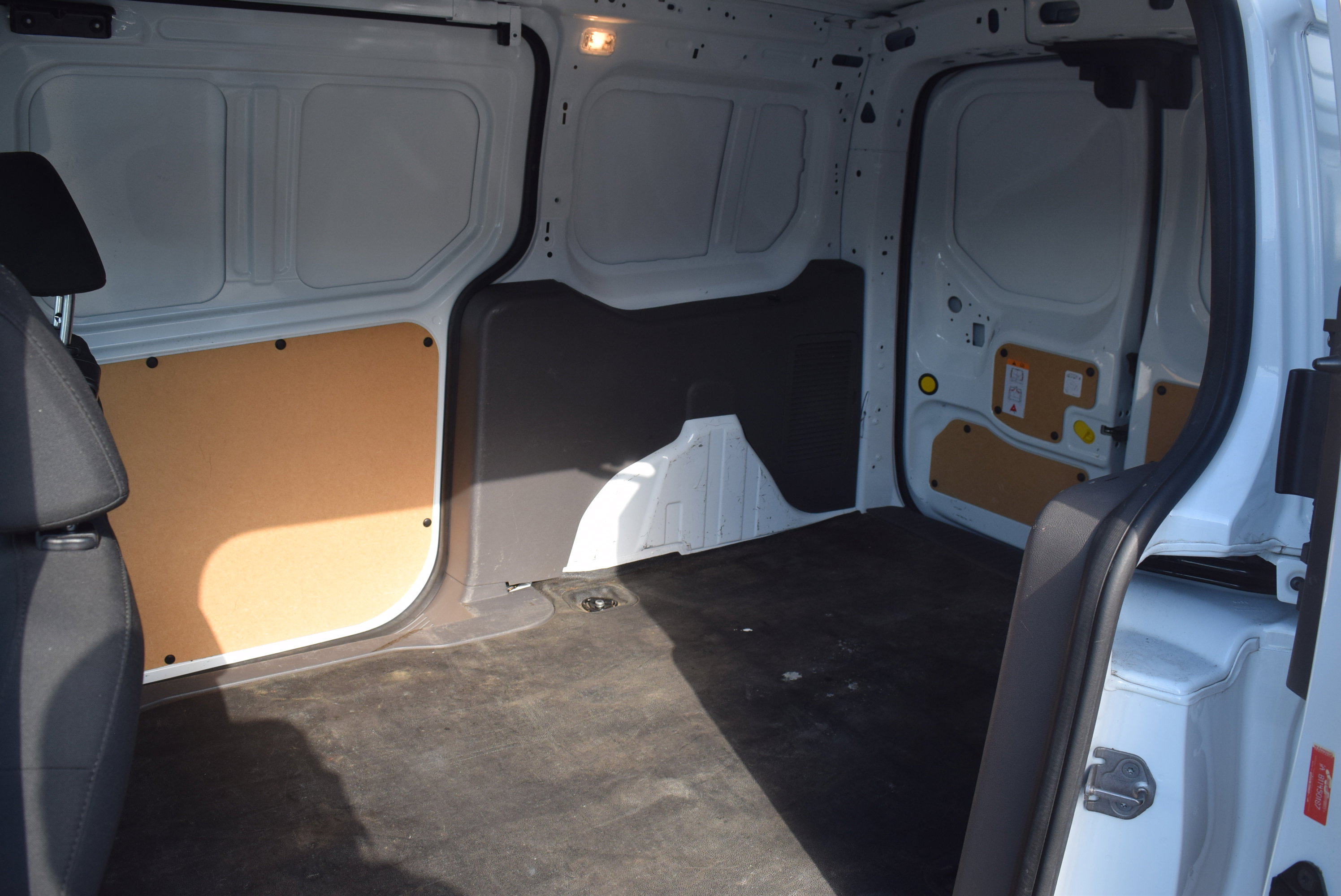 Certified 2022 Ford Transit Connect XL FWD image 7
