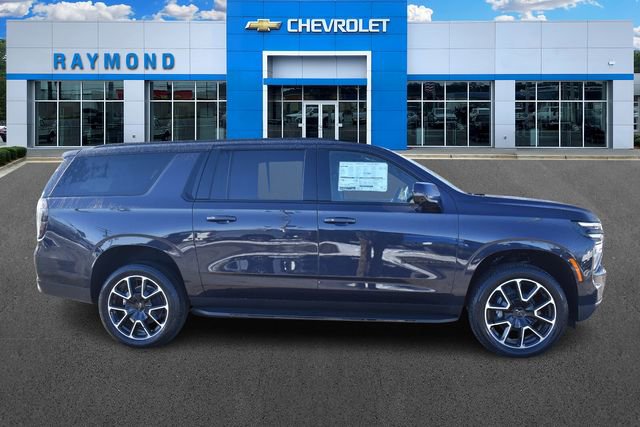 New 2026 Chevrolet Suburban RST w/ Comfort Package image 2