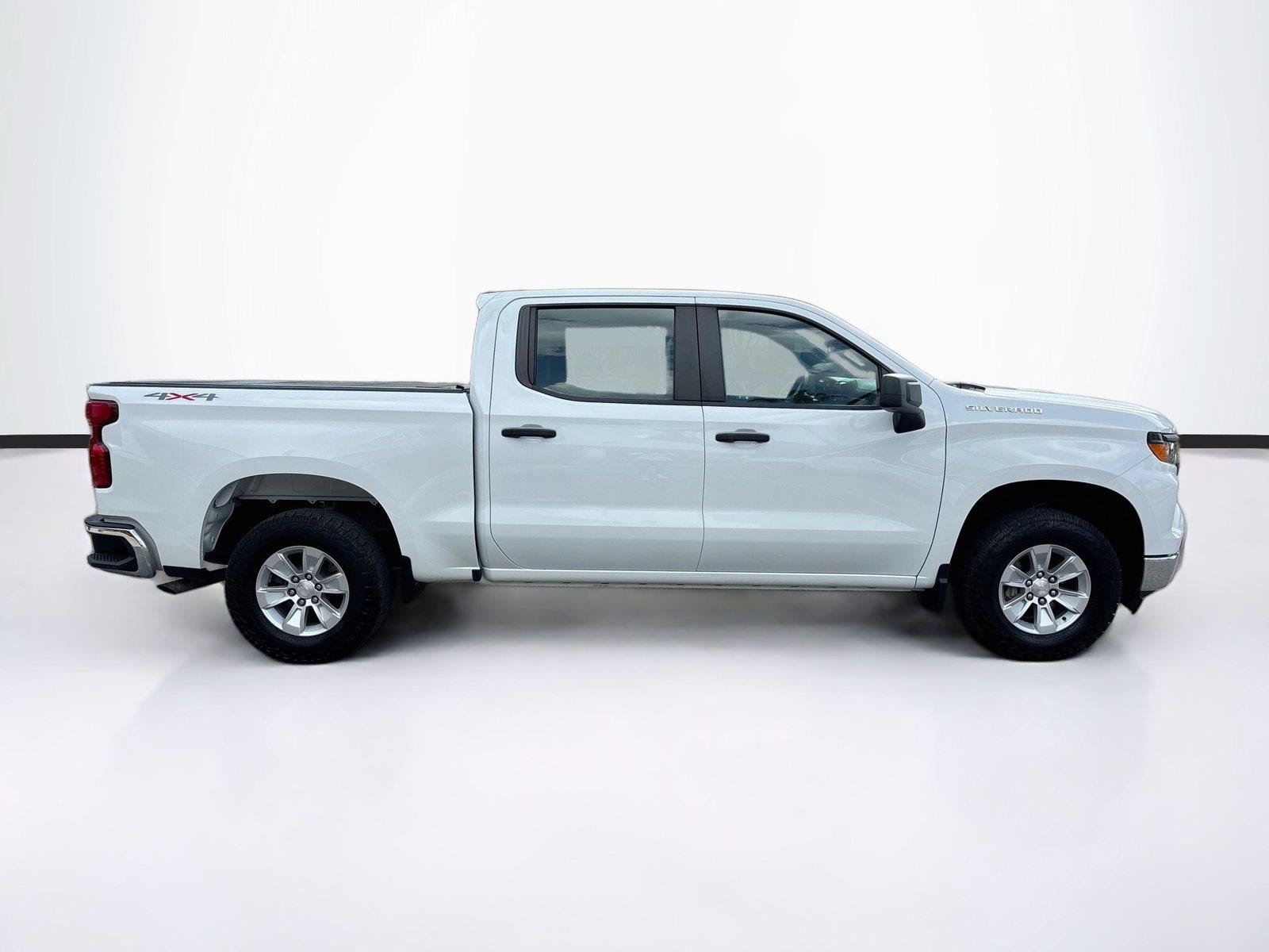 Used 2023 Chevrolet Silverado 1500 W/T w/ Trailering Package AWD/4WD image 8