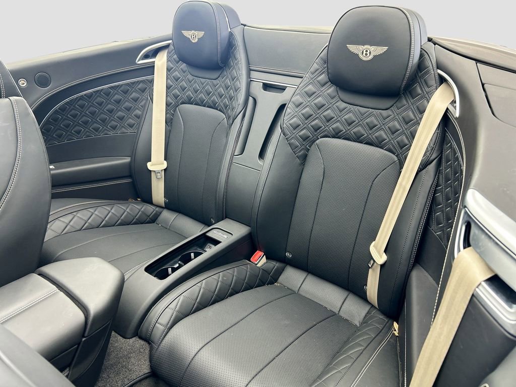 Used 2021 Bentley Continental GT image 28