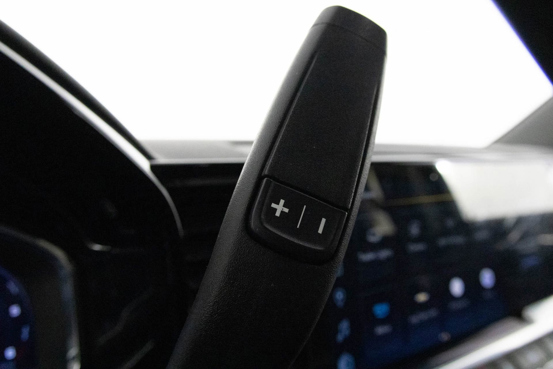 Used 2023 Chevrolet Silverado 1500 LT image 26