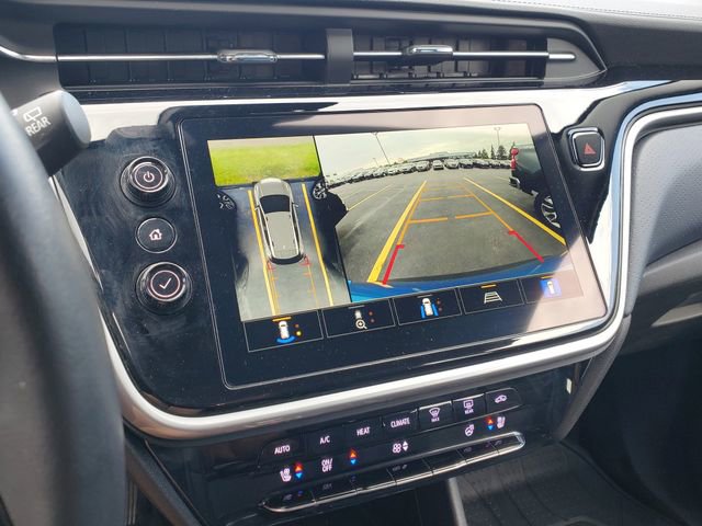 Used 2023 Chevrolet Bolt EUV Premier w/ Super Cruise Package FWD image 31