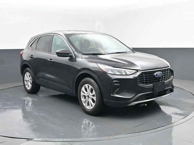 Used 2023 Ford Escape Active image 3