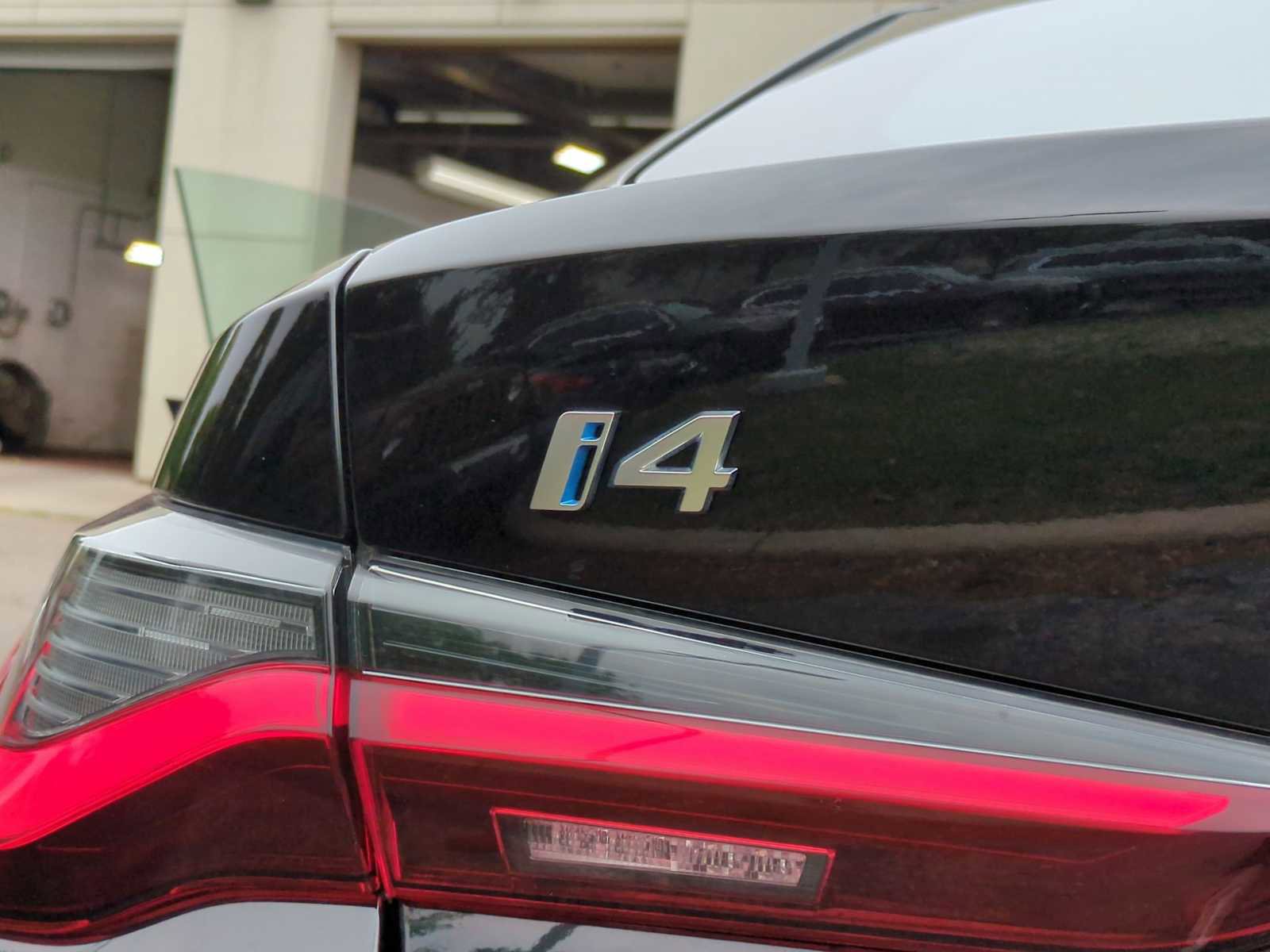 New 2024 BMW i4 eDrive35 w/ Premium Package image 13